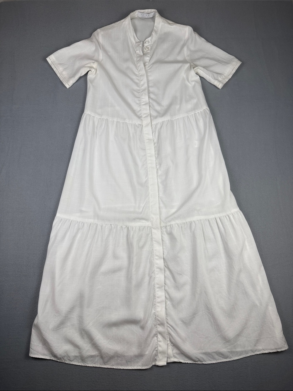 HUNTER BELL White Tiered Button-Front Maxi Dress (FLAWED)
Size: Small